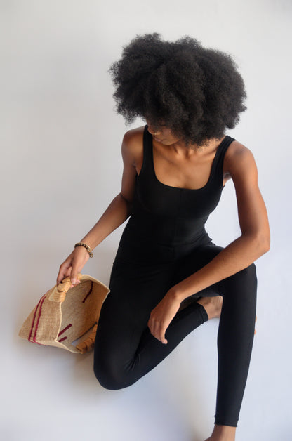 Laelia Pouch